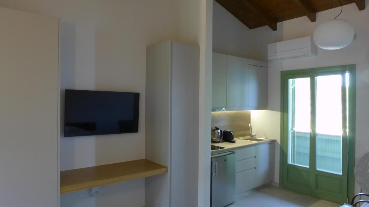 Caltabania Suites Ayios Nikitas Ngoại thất bức ảnh