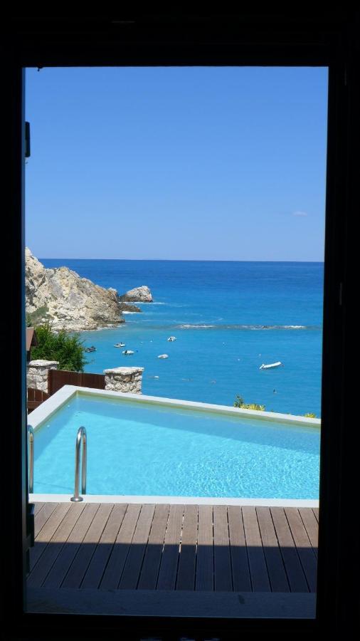 Caltabania Suites Ayios Nikitas Ngoại thất bức ảnh