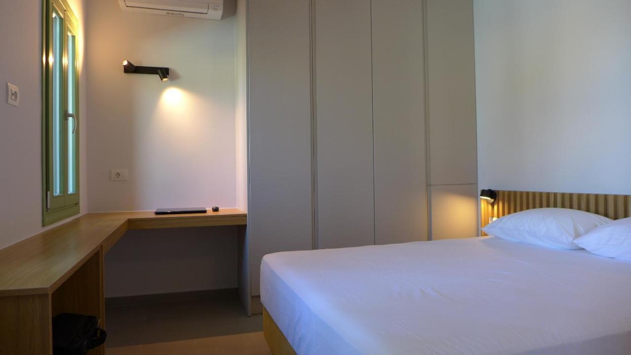 Caltabania Suites Ayios Nikitas Ngoại thất bức ảnh