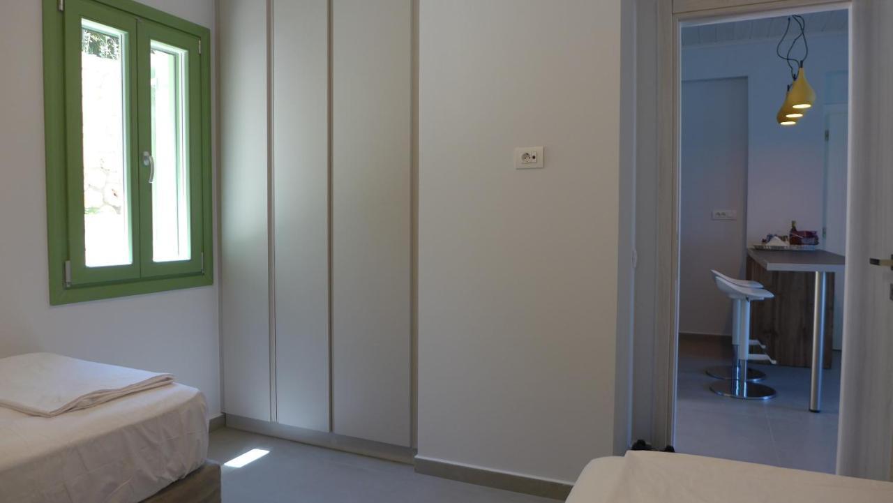 Caltabania Suites Ayios Nikitas Ngoại thất bức ảnh