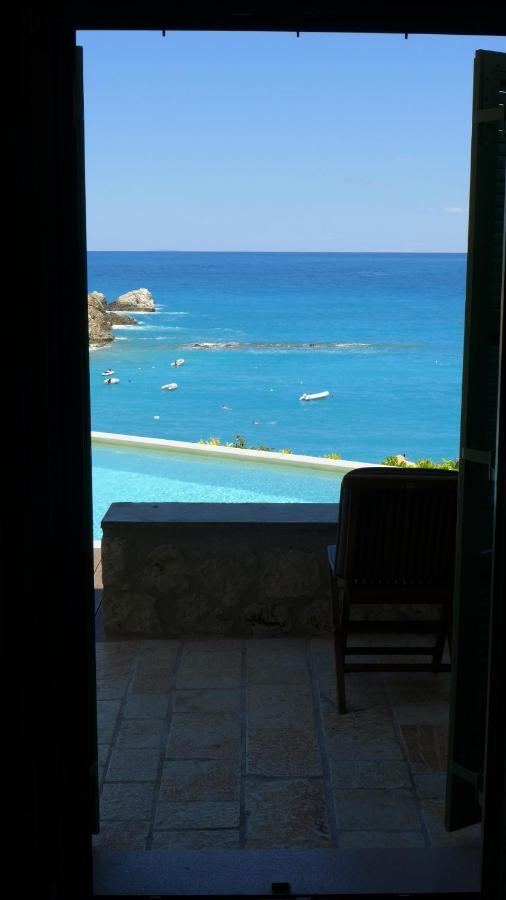 Caltabania Suites Ayios Nikitas Ngoại thất bức ảnh